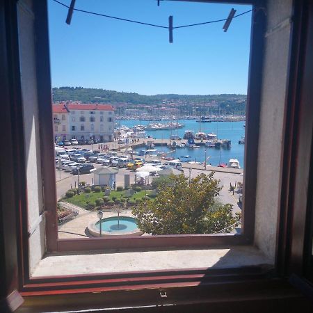 Art Apartma Izola Exterior photo